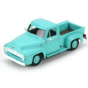  1/50 Die Cast 1955 Ford F 100 Pickup, Green ATH90954: Toys 