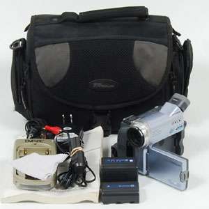 Sony Handycam DCR TRV19 Camcorder   Silver   W/ Bag 0027242622050 
