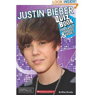 Justin Bieber Quiz Book by Scholastic ( Paperback   Feb. 1, 2011)