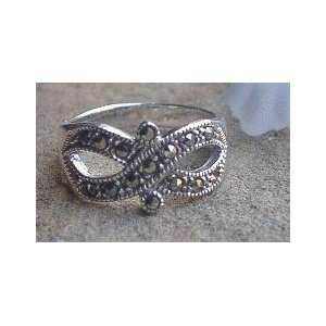  Sterling Silver MARCASITE INFINITY Ring size 4: Jewelry