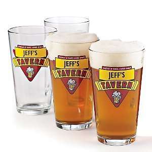  Personalized Red Tavern Beer Glasses (Set of 4): Kitchen 