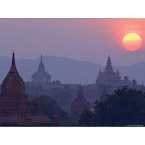  Sunset, Bagan (Pagan), Myanmar (Burma), Asia Premium 