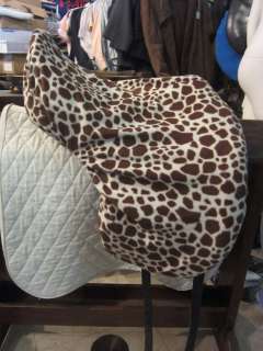 Antipill Fleece Dressage Saddle Cover   Brown Leopard  