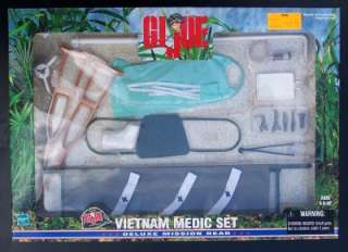 Joe   Vietnam Medic Set   Deluxe Mission Gear New  