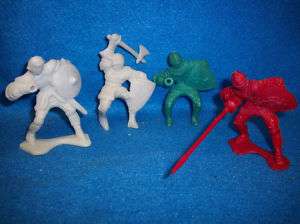 Timmee Toy soldiers 1950s Armored knights and lance  