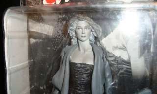 SIN CITY WENDY B&W VARIANT GUN REMOVABLE ROBE~COOL~NEW!  