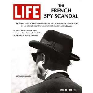  French Spy Scandal, The Alfred Eisenstaedt. 8.00 inches 