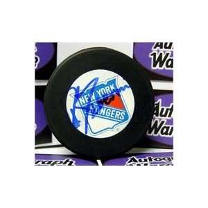  Eddie Giacomin autographed Hockey Puck (New York Rangers 