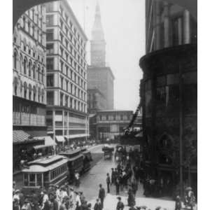  1905 Madison St., east toward the Lake from State St 