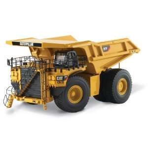  Norscot Cat 797F Off Highway Truck 1:50 scale: Toys 