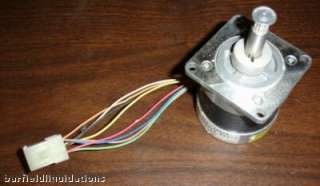 Shinano Kenshi STH 55D326 8 Wire Hook Up Stepper Motor  