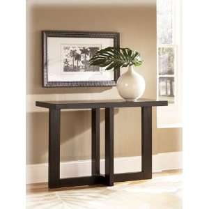  Jasin Sofa Table by Ashley Furniture: Kitchen & Dining