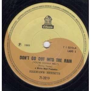  DONT GO OUT INTO THE RAIN 7 INCH (7 VINYL 45) BRAZILLIAN 