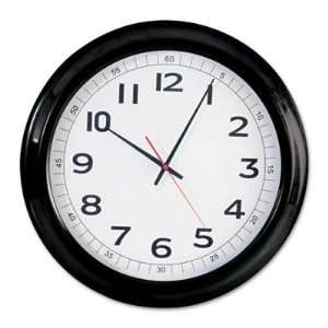  Universal 18 Round Wall Clock: Office Products