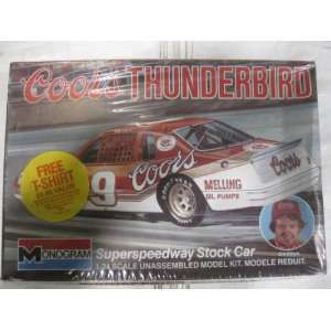   Thunderbird Super Speedway Stock Car Model Kit 1984: Toys & Games