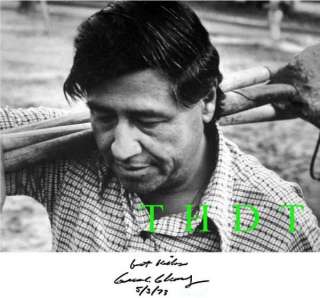 CESAR CHAVEZ (1927 93) PHOTO w/ SIGNATURE  