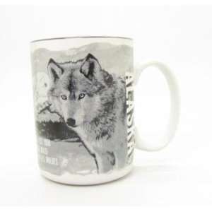Alaska Wolf Wrap 15 Oz Coffee Mug