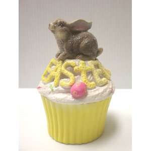   Resin Easter Cup Cake Container: Bunny / Easter: Kitchen & Dining