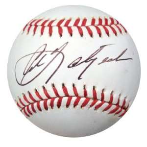 Carl Yastrzemski Signed Baseball   OL PSA DNA #K31842  