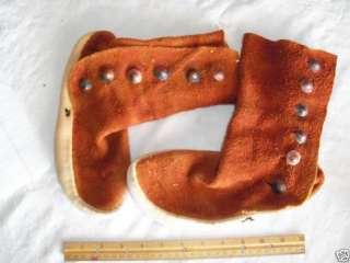 New Mexico Pueblo Moccassins with 6 buttons each  