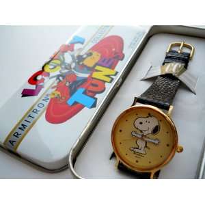    Looney Tunes Armitron Collectibles Tin Watch Snoopy: Toys & Games