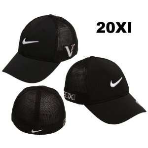 Nike Golf 2011 Tour Mesh Flex Fitted Cap Hat 20XI Victory Red Logo 