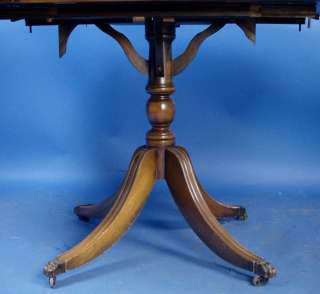 Georgian Style Mahogany Pedestal Dropleaf Dining Table  