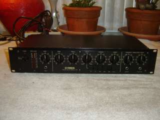 Yamaha E1010, Analog Delay, Vintage 80s Rack  