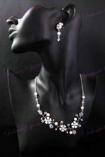   item bridal veils necklaces earrings tiaras hairpins purses bridal