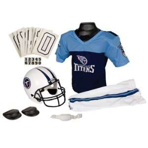   Titans Football Deluxe Uniform Set   Size Medium: Sports & Outdoors