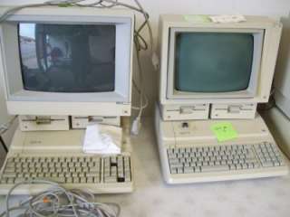 Vintage Apple IIe Computer Workstation w/ Monitor Cables Software 