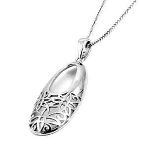  Oval stirling silver pendant with intricate filigree work 
