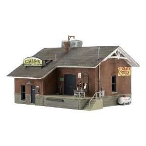  N B/U Chips Ice House Toys & Games