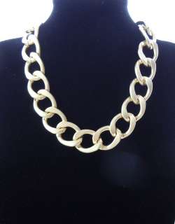 Super Glam Vintage Mat Gold GP Simple Thick Chunky Necklace 19inch 