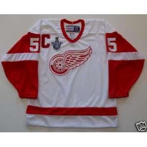 Nicklas Lidstrom Stanley Cup Jersey Detroit Red Wings