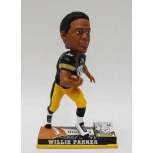  PITTSBURGH STEELERS WILLY PARKER #39 ON FIELD BOBBLEHEAD 