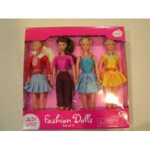  Fashion Dolls Set of 4 w/Blue Sparkle Dress Toys & Games
