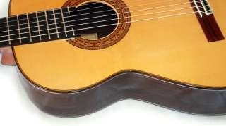 Guitarra de Carrillo Vicente, avivada preocupado. Flamenco Negra