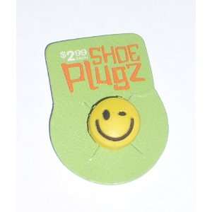  Shoe Plugz   Smiley Face Shoe Charm 