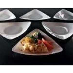  Plastic Plates and Bowls  EMI Yoshi Triangle Dinner Plates   White 